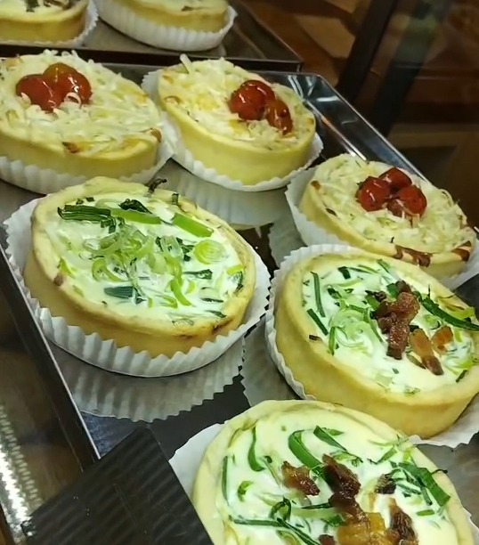 Quiches reais preparados pela Empada Santa Faustina